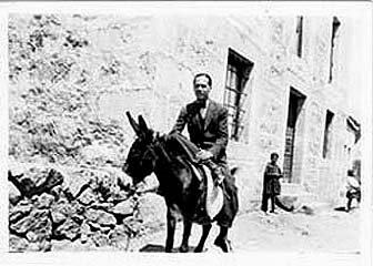 Luis Cernuda en Burgohondo, Ávila, julio de 1932