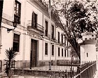 Cuartel de del tercer regimiento de Zapadores de Sevilla, donde Luis Cernuda vivió con la familia desde 1915 hasta 1920