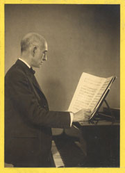 Manuel de Falla, 1931. Dedicada a Francisco García Lorca. Colección Fundación Federico García Lorca, Madrid