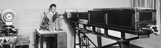 Laboratorio de Espectroscopía del Instituto de Física y Química. Archivo General de la Administración, Alcalá de Henares, Madrid. Laboratorio de Espectroscopía del Instituto de Física y Química. Archivo General de la Administración, Alcalá de Henares, Madrid.