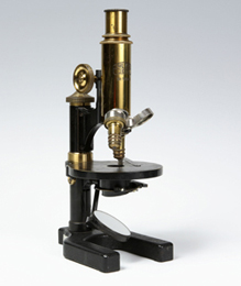 Microscopio Karl Zeiss, principios del siglo xx