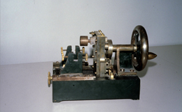 Microtomo rotativo del Laboratorio de Automática de Leonardo Torres Quevedo, hacia 1930