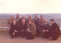 Manuel de Terán con un grupo de amigos del Ciclo Cultural Politeia durante una excusión a Toro (Zamora), finales de marzo de 1975