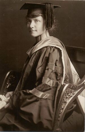 María de Maeztu, doctora honoris causa por Smith College, 1919. Fundación José Ortega y Gasset-Gregorio Marañón, Madrid.